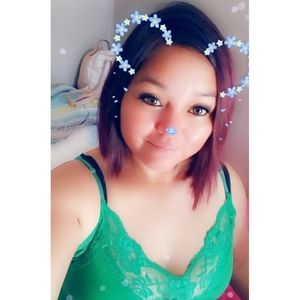 Meet your Posher, Elvia